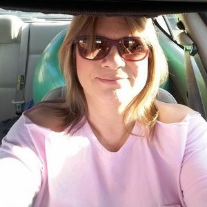 Meet your Posher, Bobbie